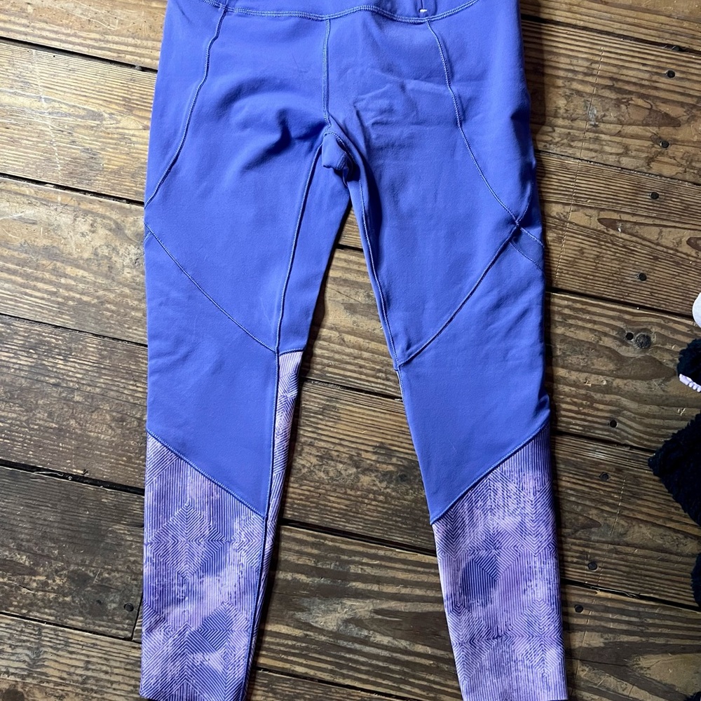 CALIA by Carrie Underwood Purple Leggings with Mesh Panels